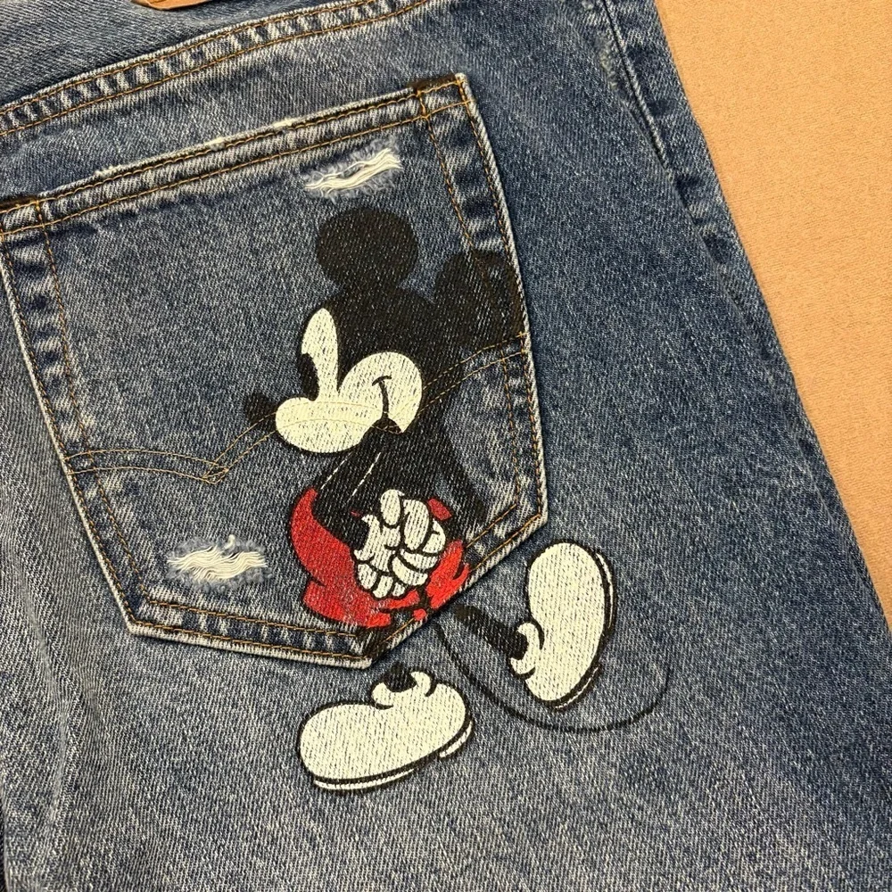 American Eagle x Disney Slim Fit Distressed Jeans Size 29 New With Tag